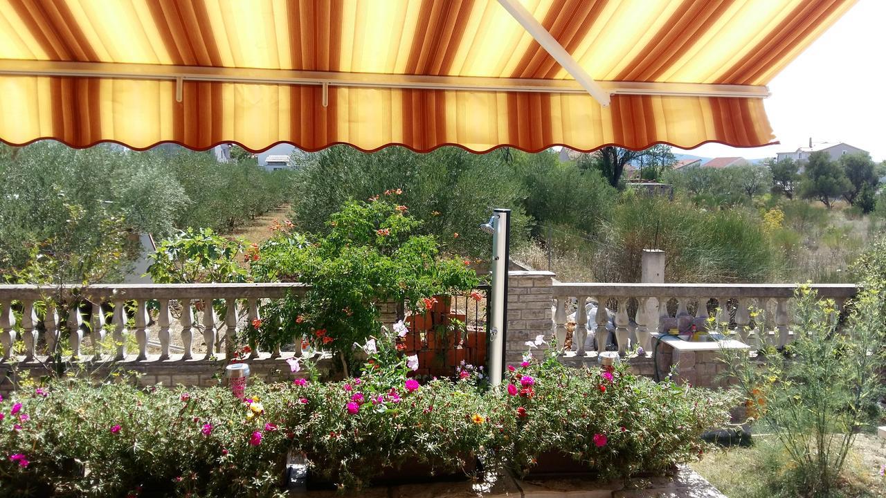 Apartments Santa Barbara Biograd Na Moru Dış mekan fotoğraf